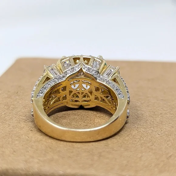 SOLD - Picture 3 of 6